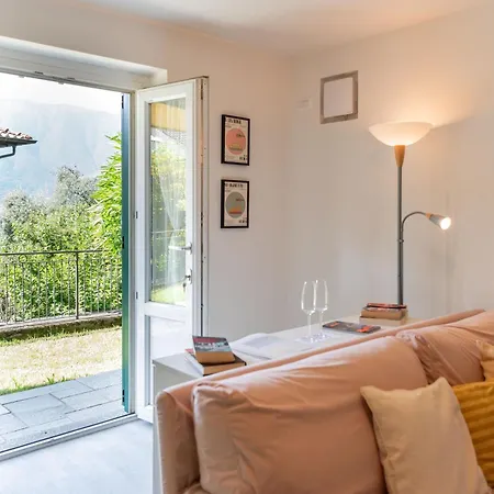 La Dolce Mela - By Lovecomo * Tremezzo